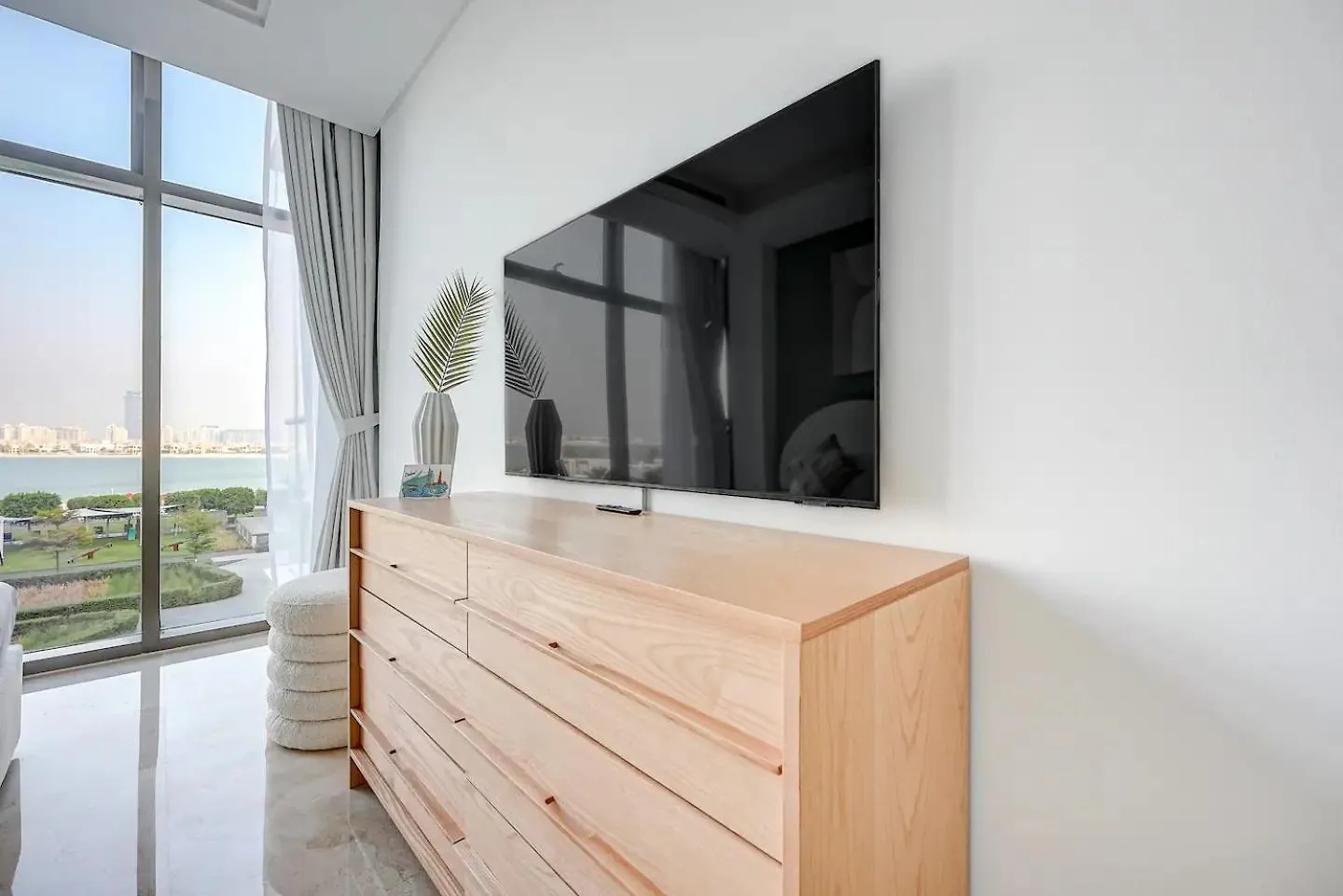 The8 Luxury Apartment In Palm Jumeirah Dubai United Arab Emirates